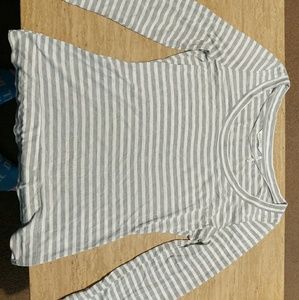 Xl Guess 3/4 sleeve shirt